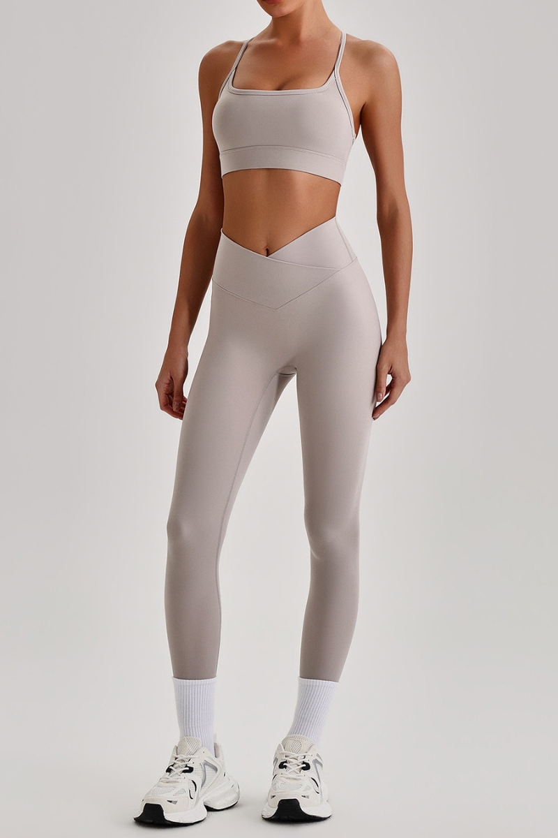 Women's Crisscross Back Bra & V-Waist Yoga Leggings Set
