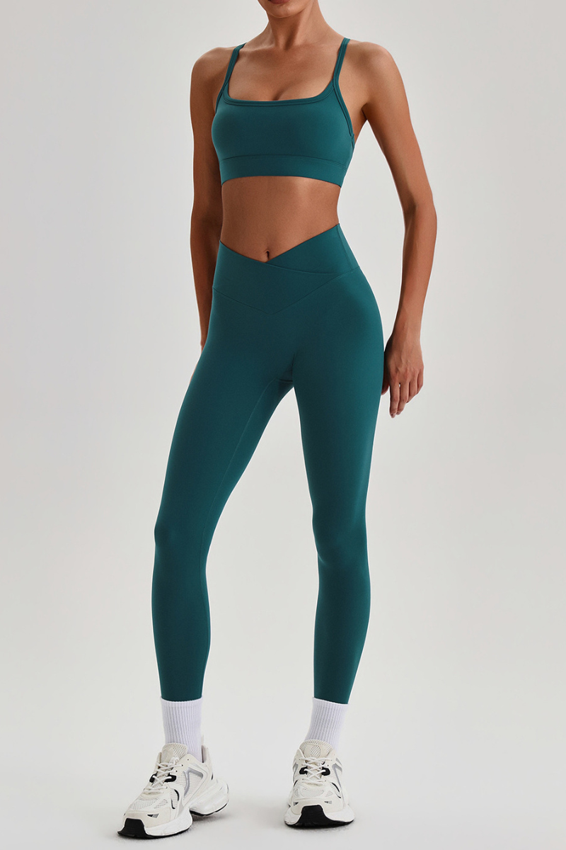 Women's Crisscross Back Bra & V-Waist Yoga Leggings Set