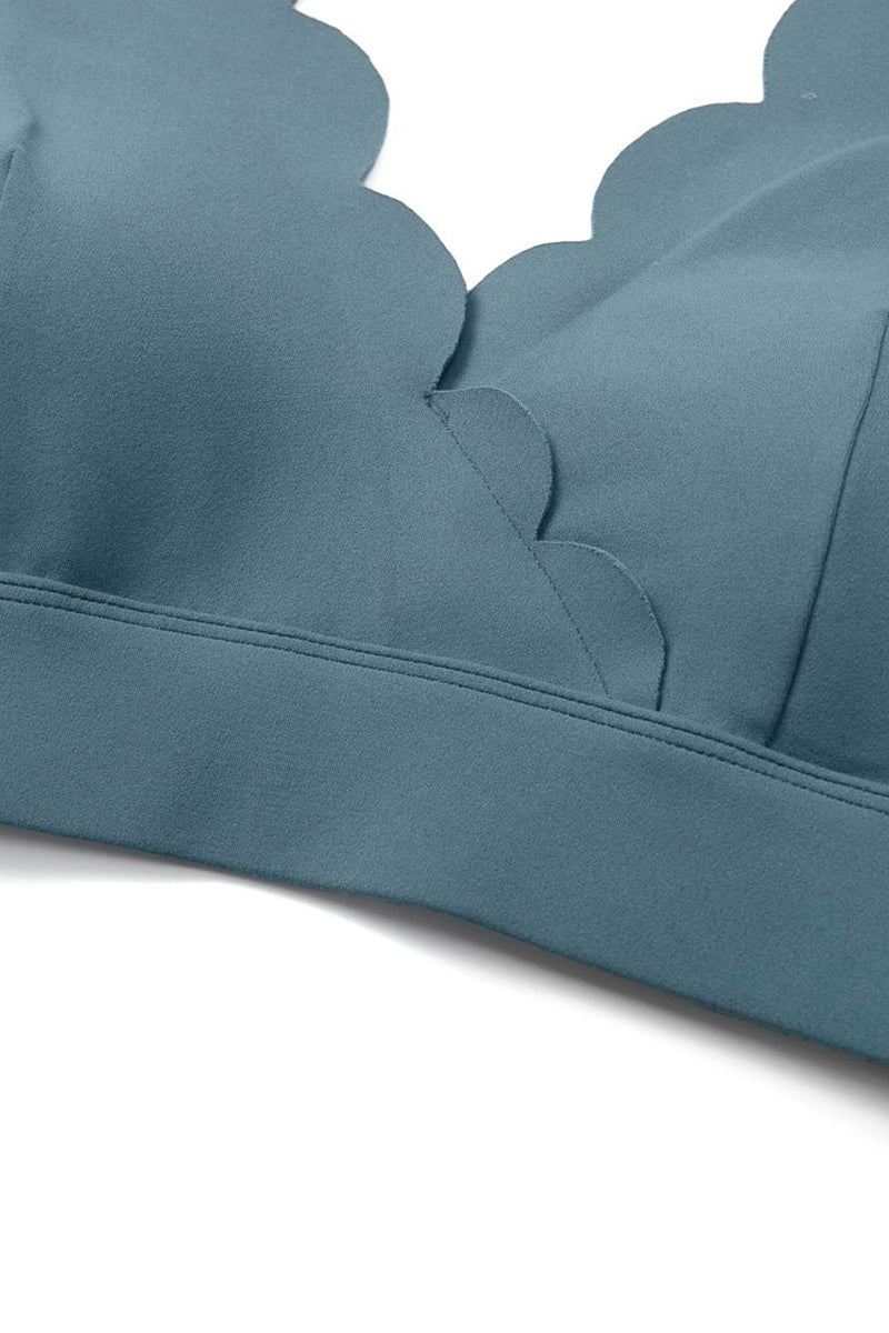 Women's Solid Scalloped Edge V-Neck Sports Bra