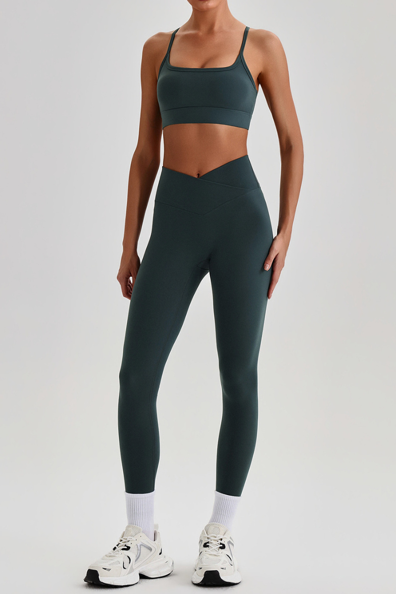 Women's  Crisscross Back Bra & V-Waist Yoga Leggings Set