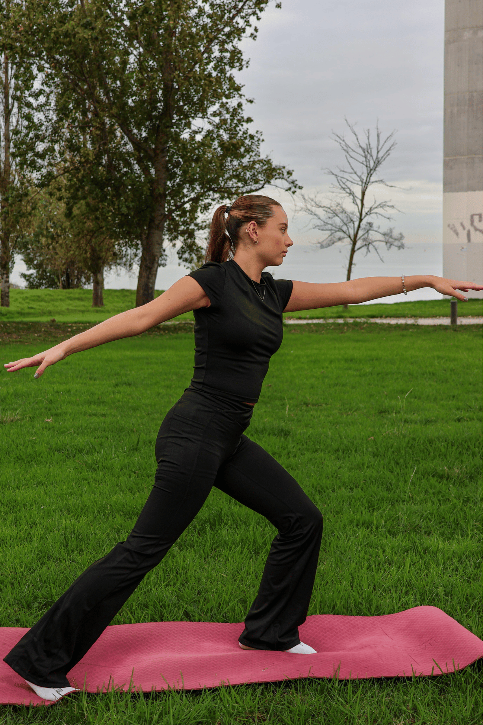 Bare Yoga Set